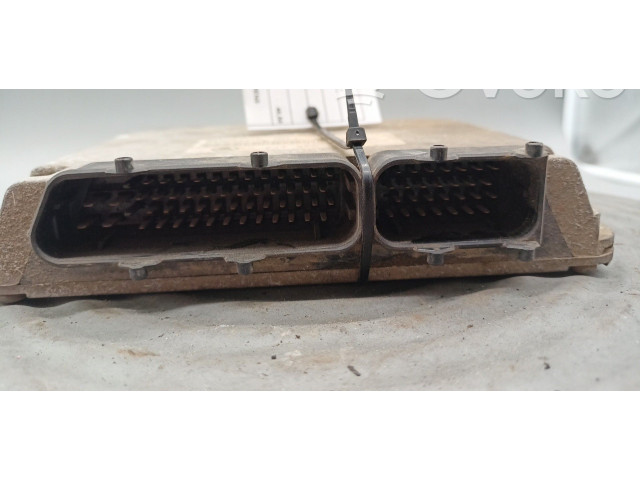 Řídící jednotka 047906030C, 5WP4208 Skoda Felicia I 1997