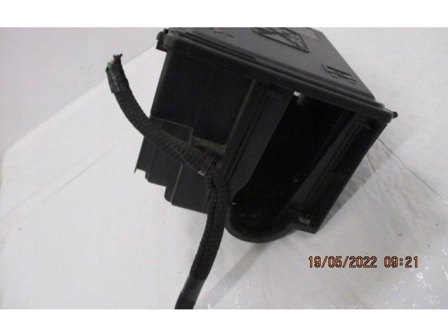 Pojistková skříňka Peugeot 5008 II 2016