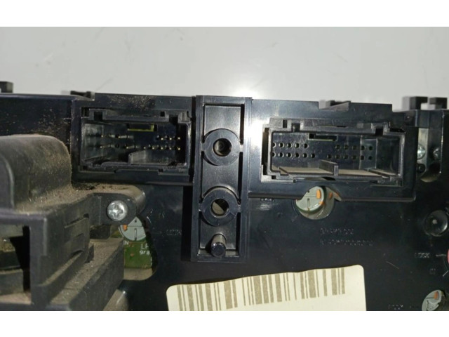 Блок управления климат-контролем 30746025 Volvo XC90