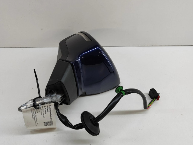 Зеркало электрическое     правое   Seat Tarraco  2018- года   