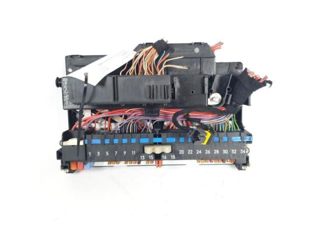 Блок предохранителей 18500000000 BMW X3 E83