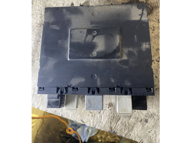 Блок комфорта Skoda Octavia Mk2 (1Z)
