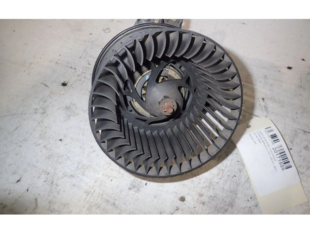 Вентилятор печки       Citroen Berlingo
