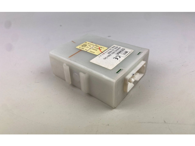 Блок управления 88035SA010 Subaru Forester SG