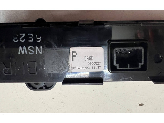 Дисплей    BHR155260   Mazda CX-3