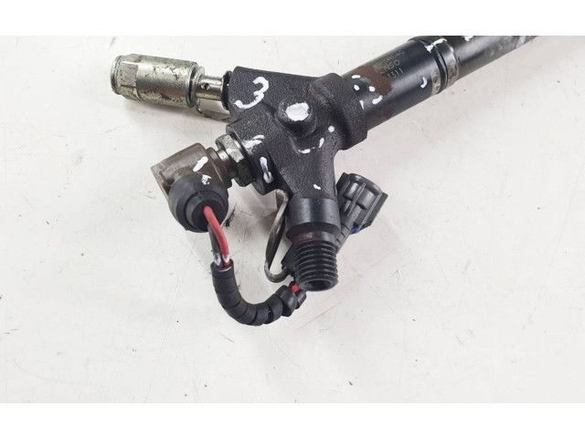 Vstřikovač 236700r040 Toyota Auris 150 2AD