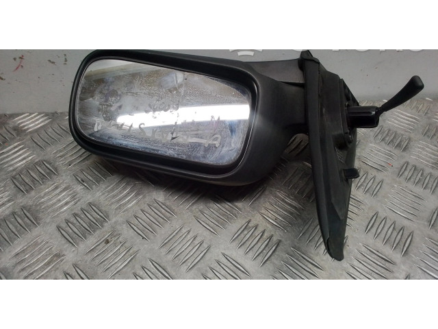 Zpětné zrcátko  Nissan Primera 2000  015334  