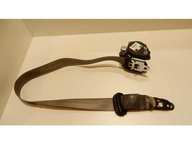 Передний ремень безопасности