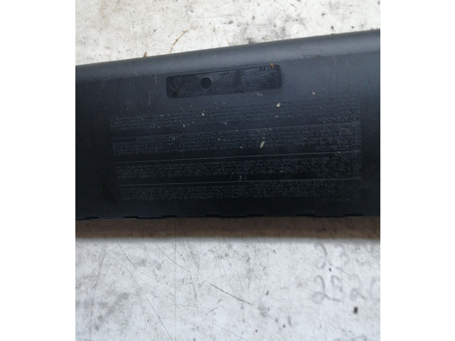 Подушка безопасности для колен 34034011E, 5K2880841D   Volkswagen Golf VI