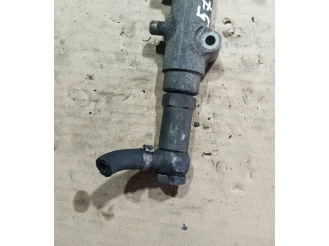 Топливная рампа 30622085, 000875L1   Volvo XC90  