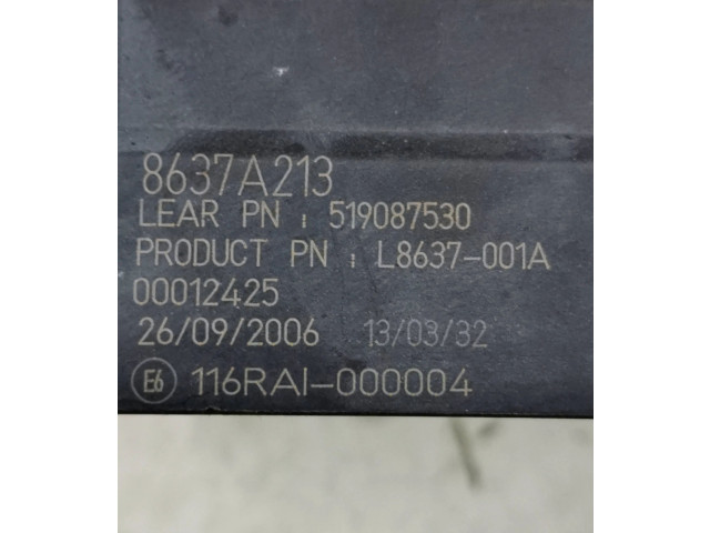 Блок предохранителей 8100B897   Mitsubishi Outlander    