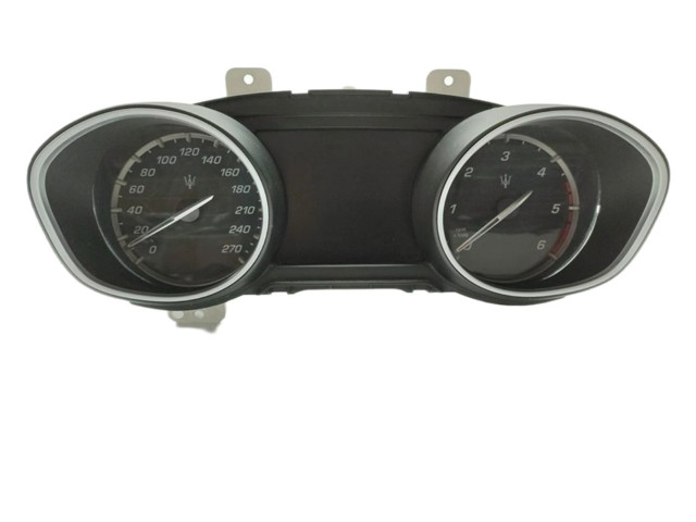 Přístrojová deska Maserati Levante 2017 670102896