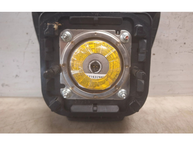 Подушка безопасности водителя 96809649, AC7UC1V4C   Chevrolet Captiva