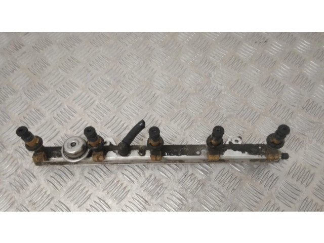 Магистральная трубка топлива