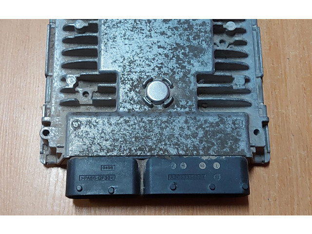 Блок управления двигателя 03F906070JJ Skoda Yeti (5L)