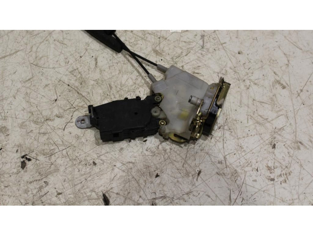 Zámek zadních dveří Subaru Forester SG 2004