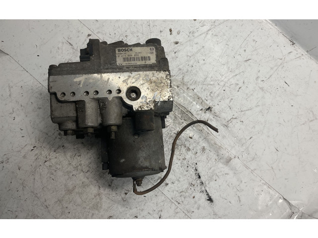 Блок АБС Volkswagen Transporter - Caravelle T4 1991 - 2003 года