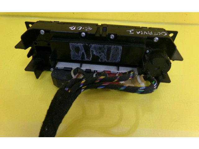 Блок управления климат-контролем 9341706004 Skoda Octavia Mk1 (1U)