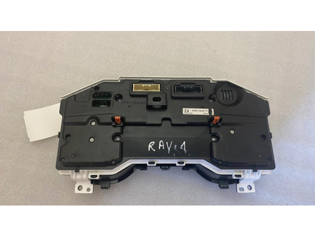 Přístrojová deska Toyota RAV 4 (XA50) 2019 8380042Z40