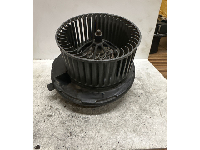 Вентилятор печки 1K1819015, 1K1819015C Skoda Octavia Mk2 (1Z)