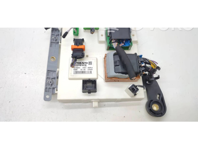 Блок комфорта 32233798   Volvo XC60   