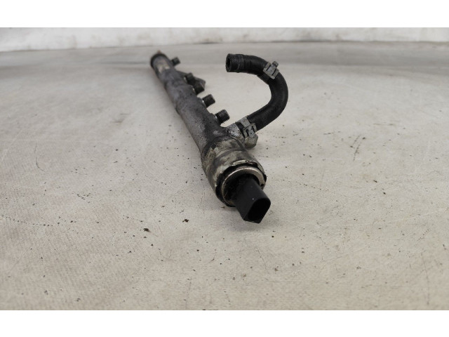 Топливная рампа 03L130089R   Audi A1   для двигателя CAYB