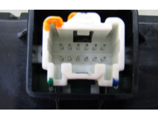 Zpětné zrcátko Mazda 5 2006