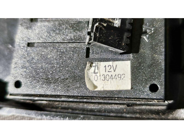 Включатель электрических окон