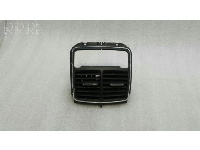 Задняя воздушная решётка