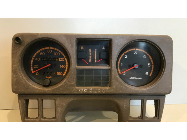 Панель приборов MB281034, 106410 Mitsubishi Pajero