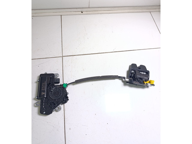 Zámek zadních dveří 3G0827887B, 5TA827506D Volkswagen PASSAT B8 2015