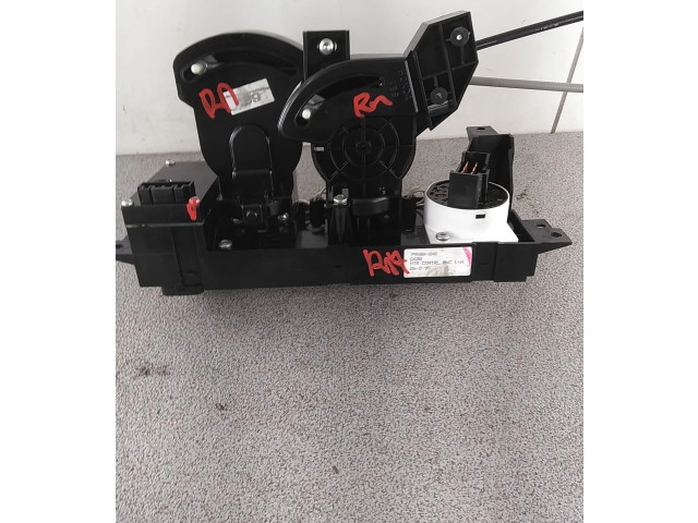 Блок управления климат-контролем Rover 600