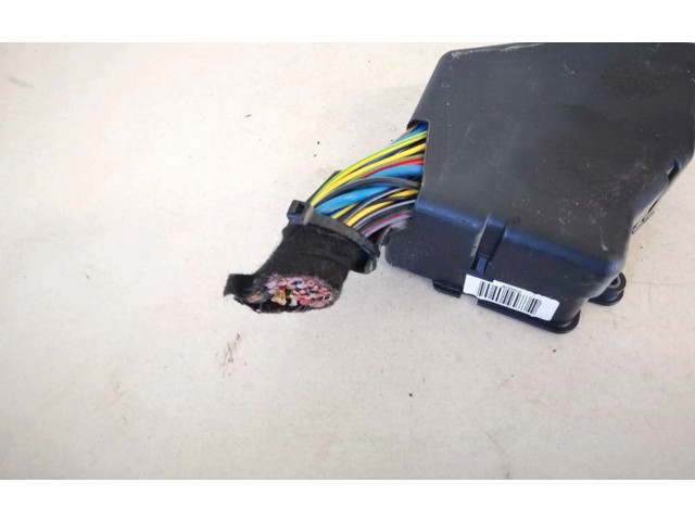 Блок предохранителей Audi A3 S3 8L