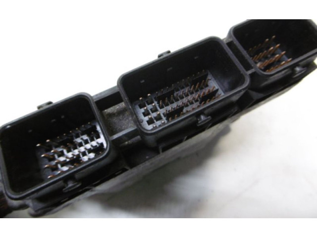 Блок управления двигателем Блок управления 9658556880, 9658556880 Alpine C2