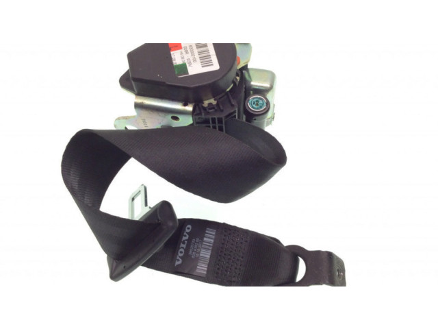 Задний ремень безопасности