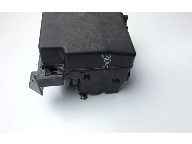 Блок предохранителей 8565A368 Mitsubishi L200