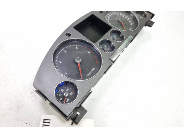 Панель приборов    Volkswagen Phaeton       