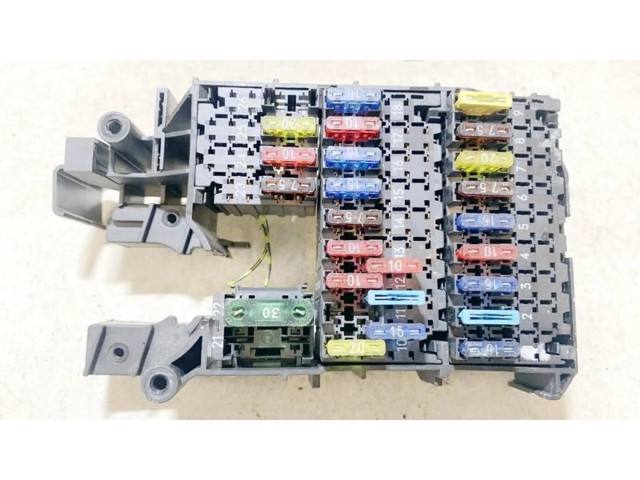   Pojistková skříňka 2105450640, 08540030   Mercedes-Benz E W210 1996