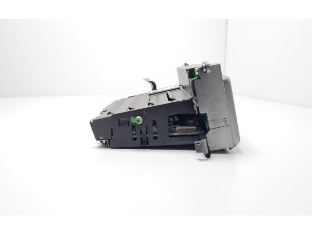 Дисплей    30752236   Volvo XC90