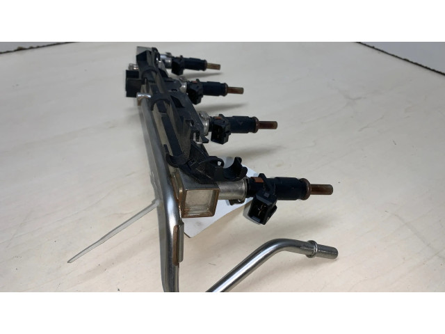 Vstřikovací lišta 530420, 561276 BMW X1 E84 pro benzínový motor 2.0