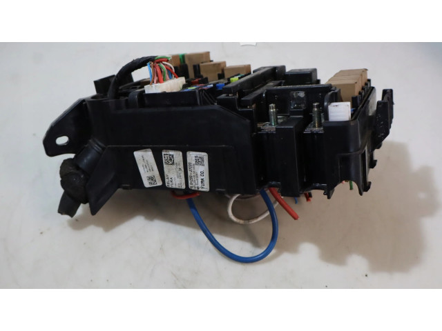 Блок предохранителей     KIA Ceed    