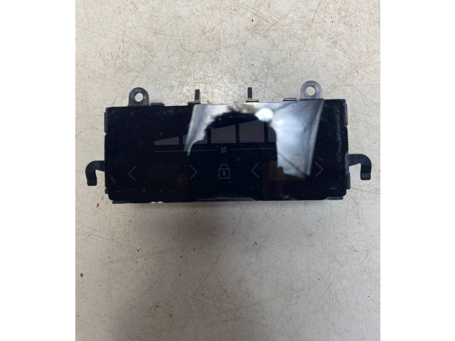 Блок управления климат-контролем P31674024, 19W303   Volvo XC90