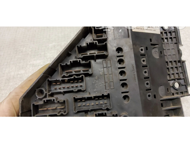 Блок предохранителей  000730   Rover 25    