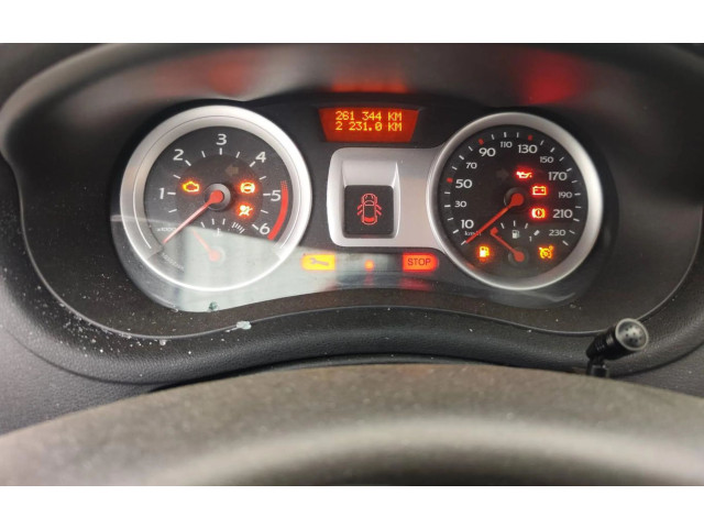 Панель приборов 8201060310   Renault Clio I       