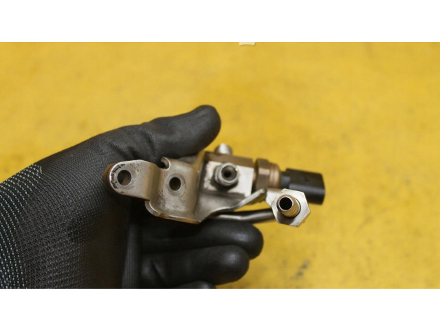 Vstřikovací lišta 07L127503H Audi A6 S6 C6 4F