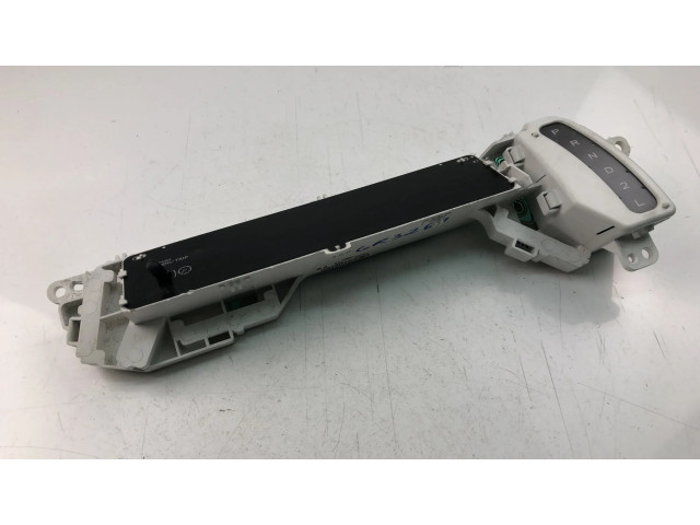 Дисплей    8395028082   Toyota Previa (XR50) III