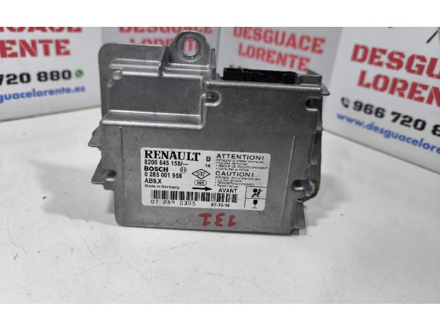 Блок подушек безопасности 8200645158   Renault Clio III