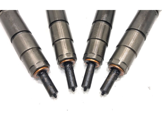 Комплект форсунок 03L130277J    Audi Q3 8U   