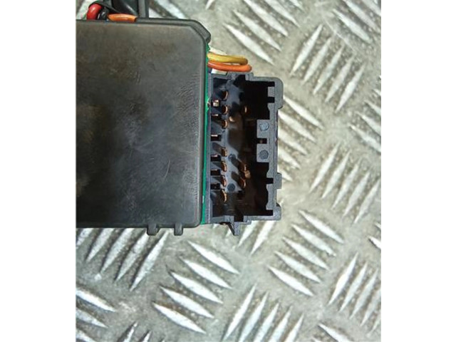 Переключатель дворников Mitsubishi Carisma