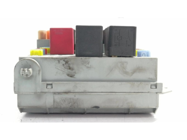 Блок предохранителей 60689045 Alfa Romeo 166